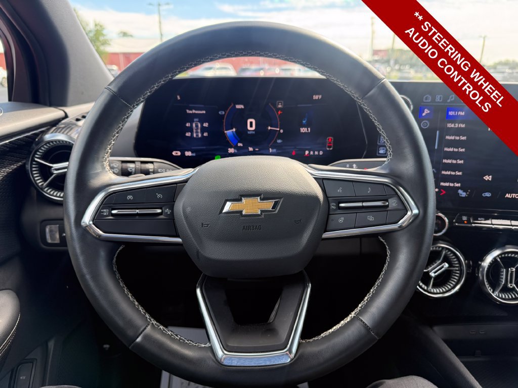 Used 2024 Chevrolet Blazer EV LT AWD/4WD image 16