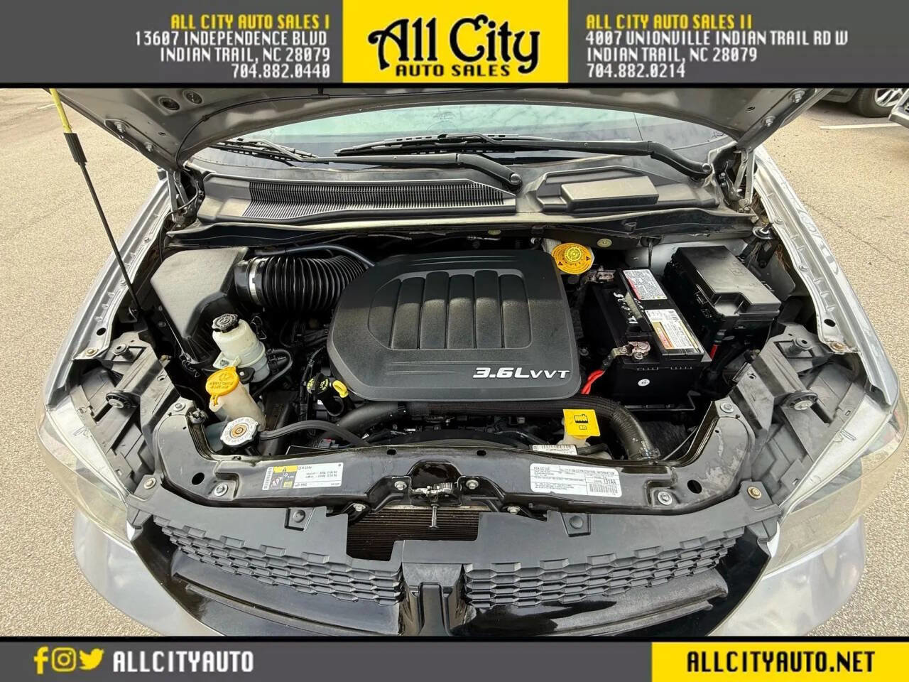 Used 2018 Dodge Grand Caravan SE FWD image 37