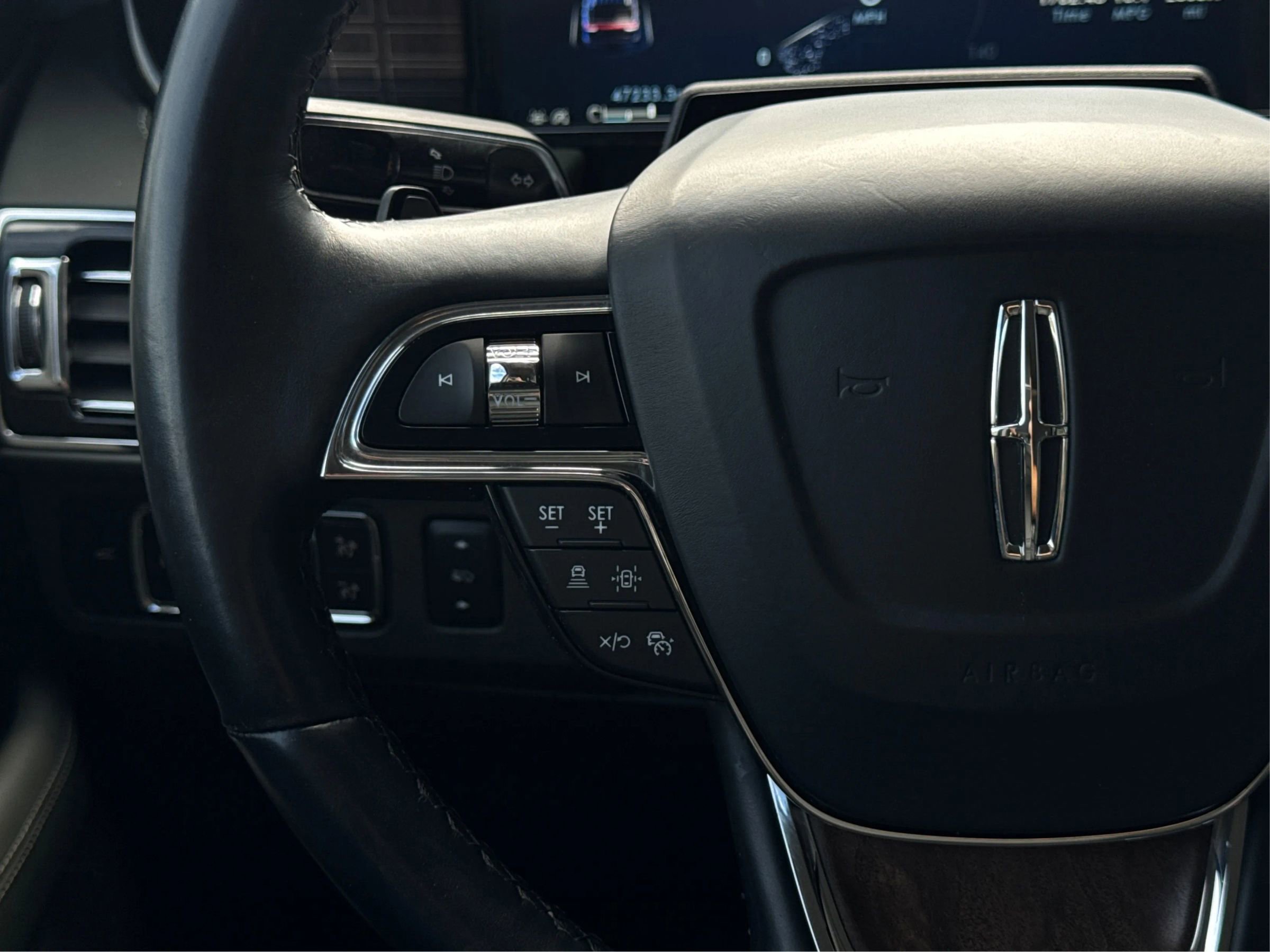 Used 2022 Lincoln Navigator Black Label image 26