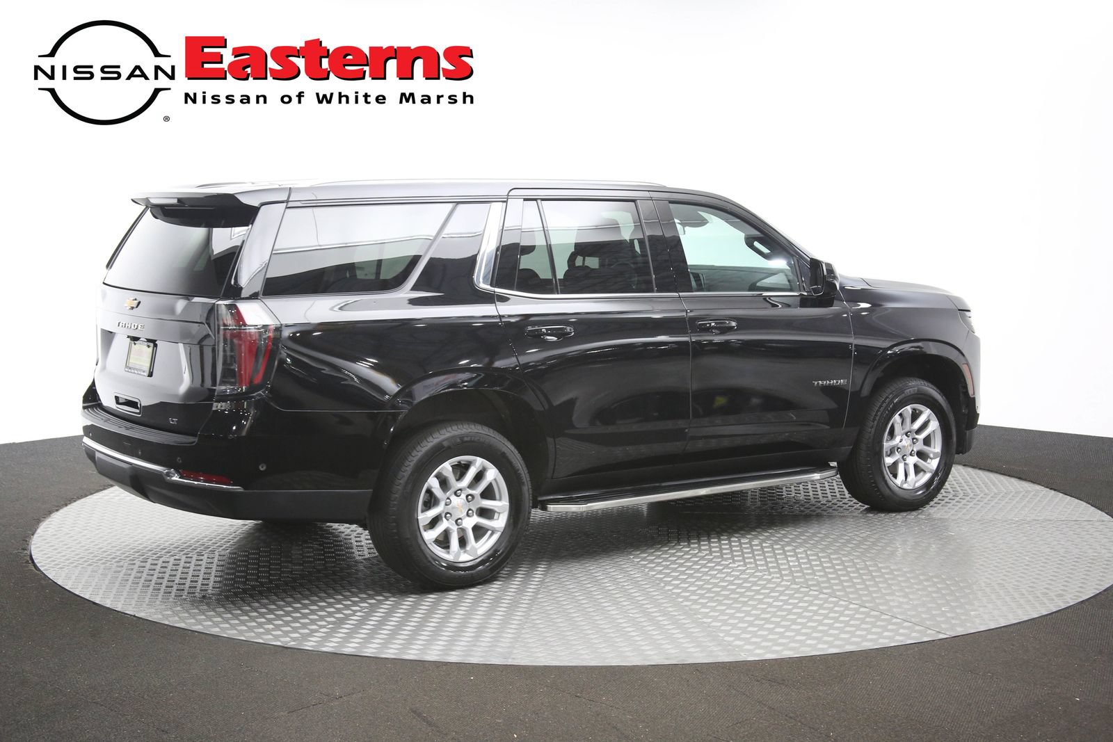 Used 2025 Chevrolet Tahoe LT AWD/4WD image 44
