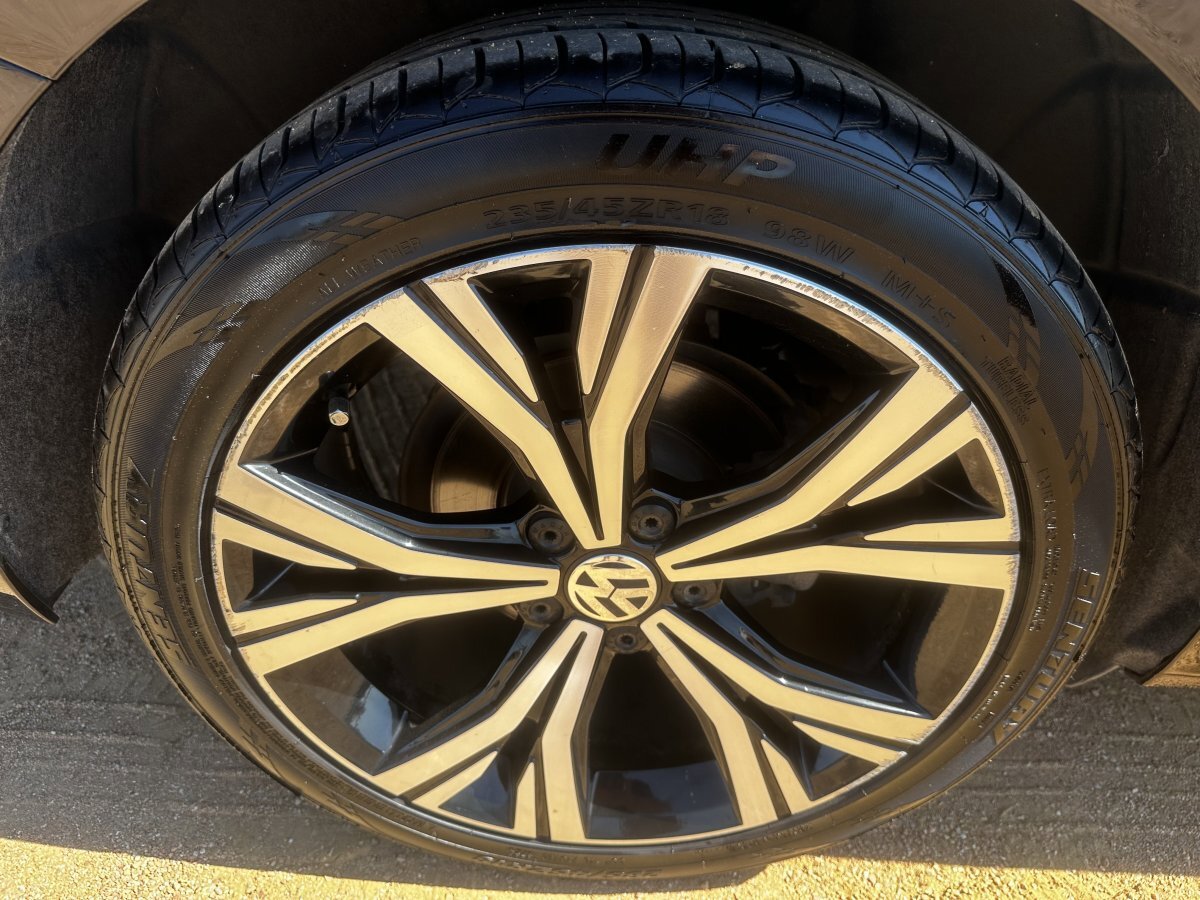 Used 2021 Volkswagen Passat 2.0T SE image 11