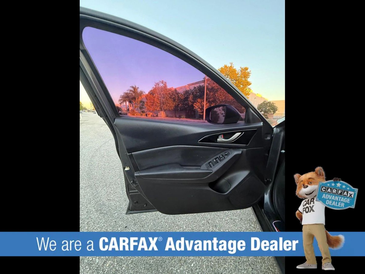 Used 2015 MAZDA MAZDA3 i Sport FWD image 25