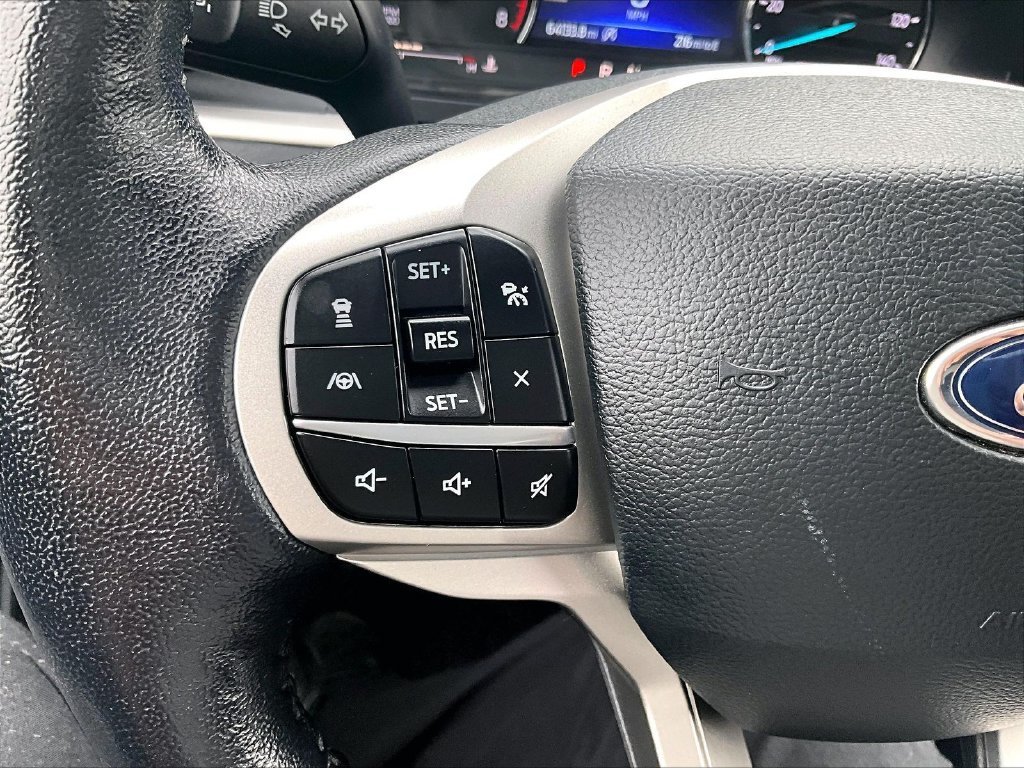 Used 2021 Ford Explorer XLT w/ Equipment Group 202A AWD/4WD image 24
