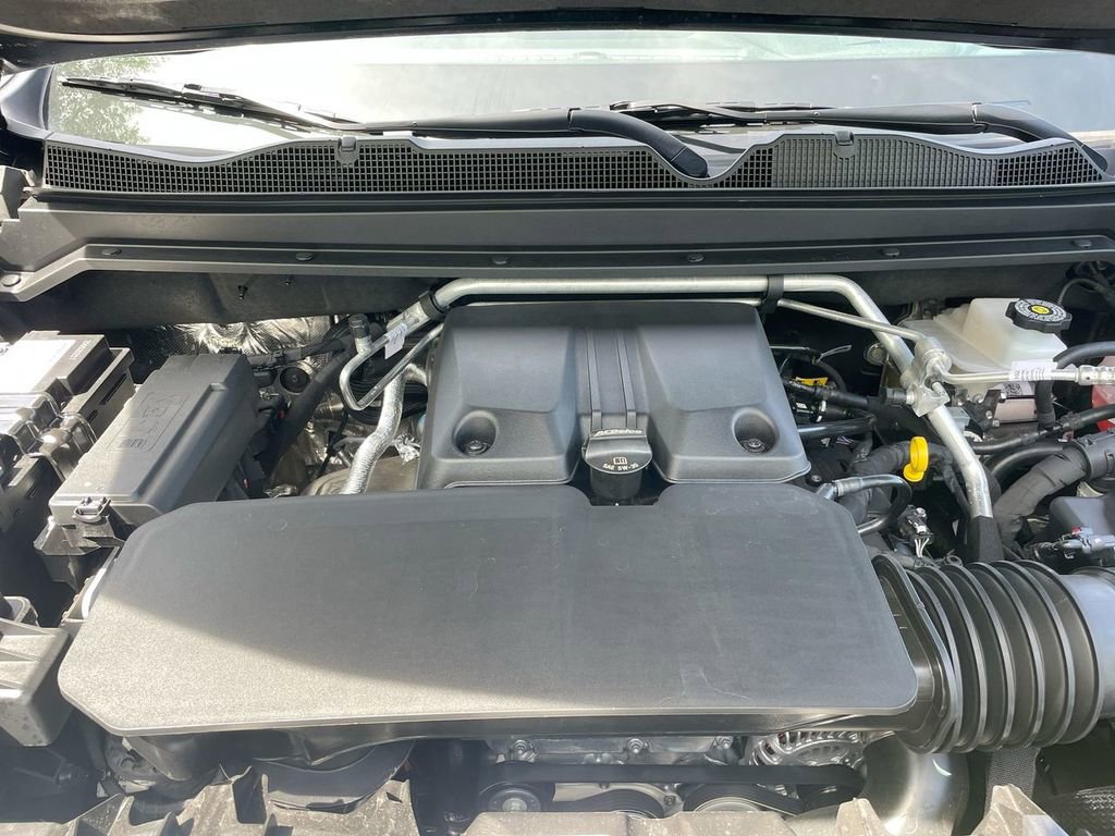 Used 2025 Chevrolet Colorado Trail Boss image 70