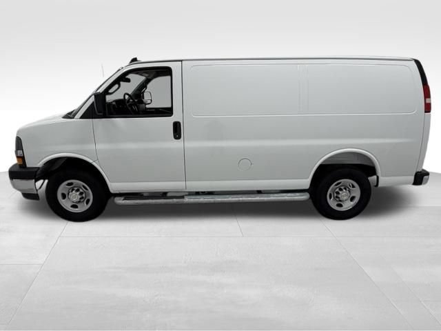 Certified 2025 Chevrolet Express 2500 w/ Driver Convenience Package RWD image 2