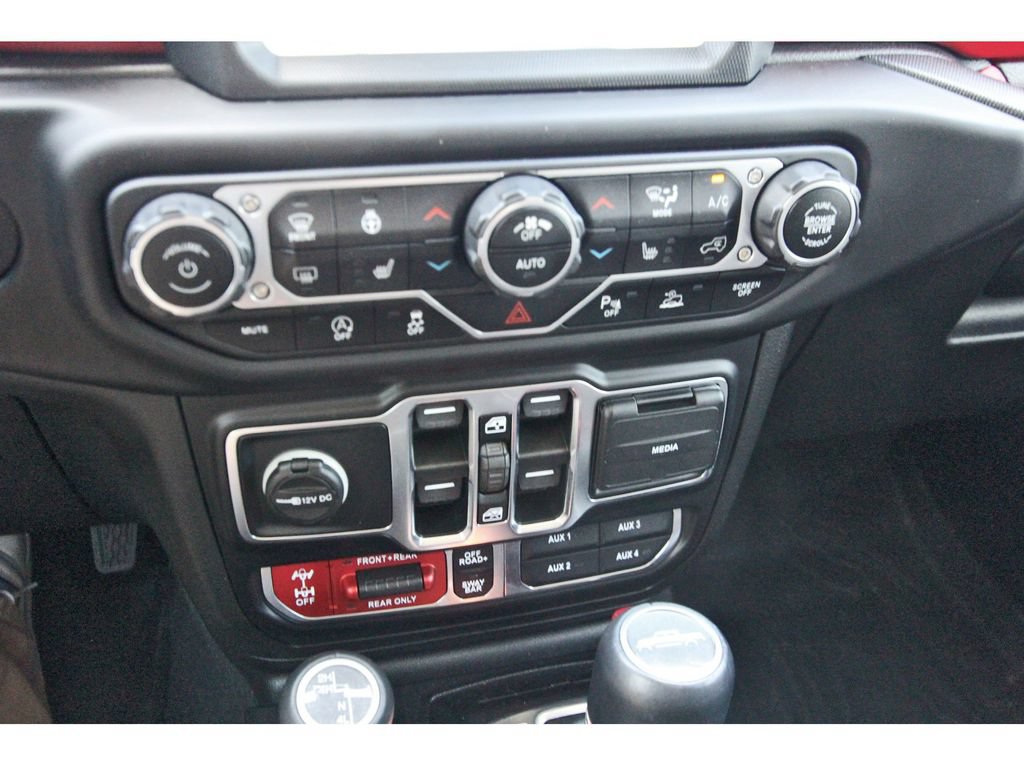 Used 2021 Jeep Gladiator Rubicon AWD/4WD image 15