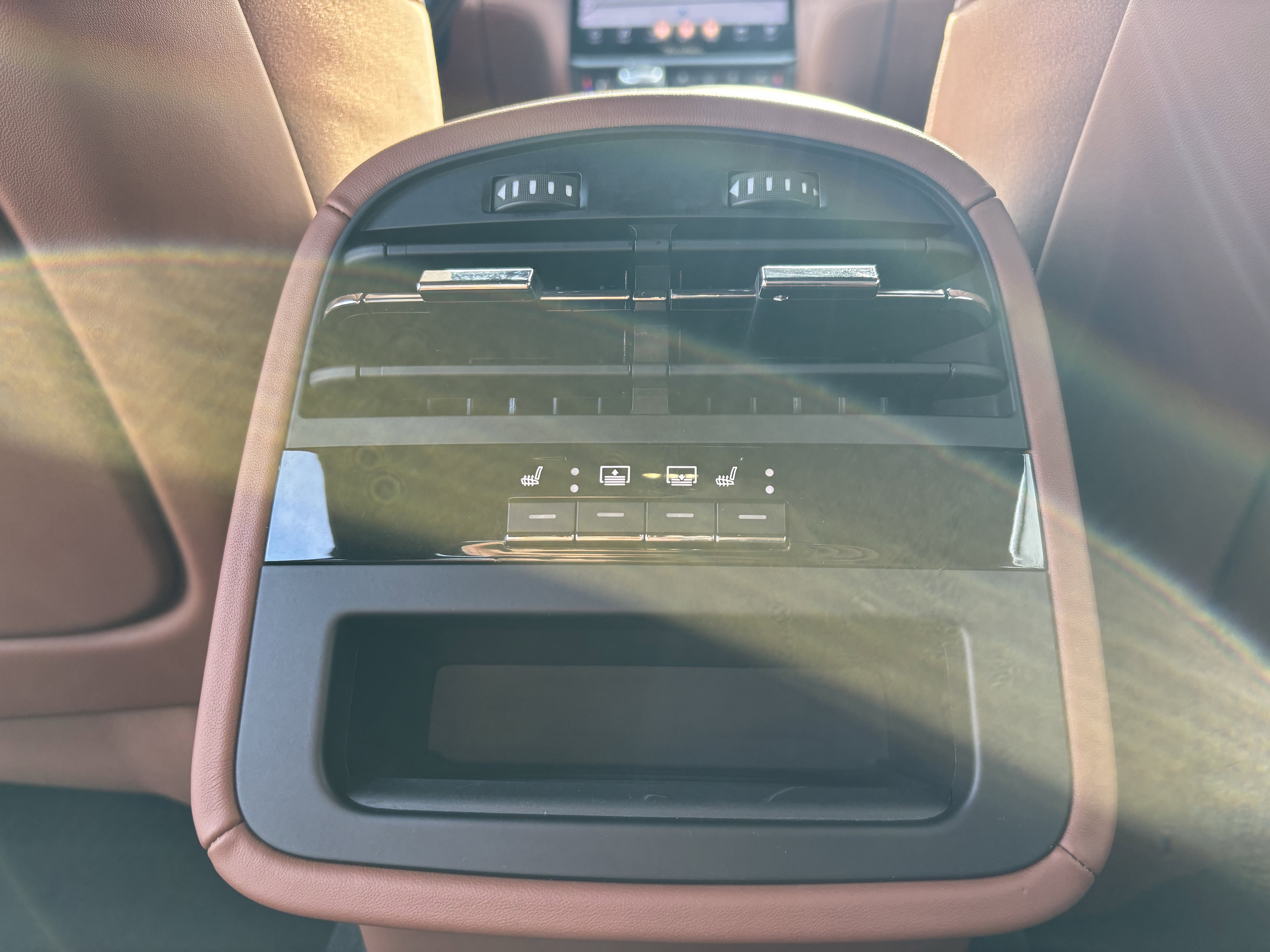 Used 2022 Maserati Quattroporte Modena Q4 image 15