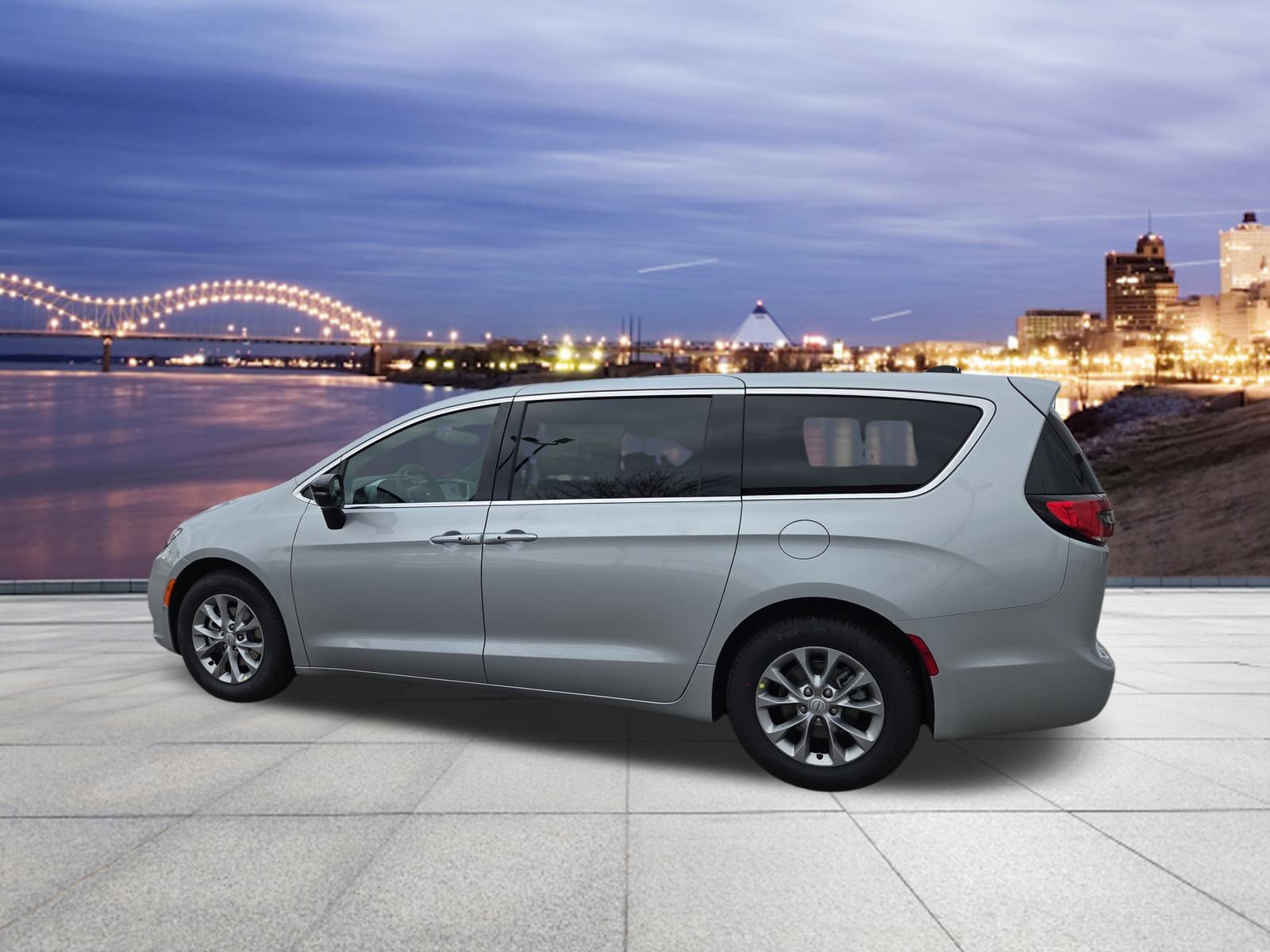 New 2026 Chrysler Pacifica Limited image 3