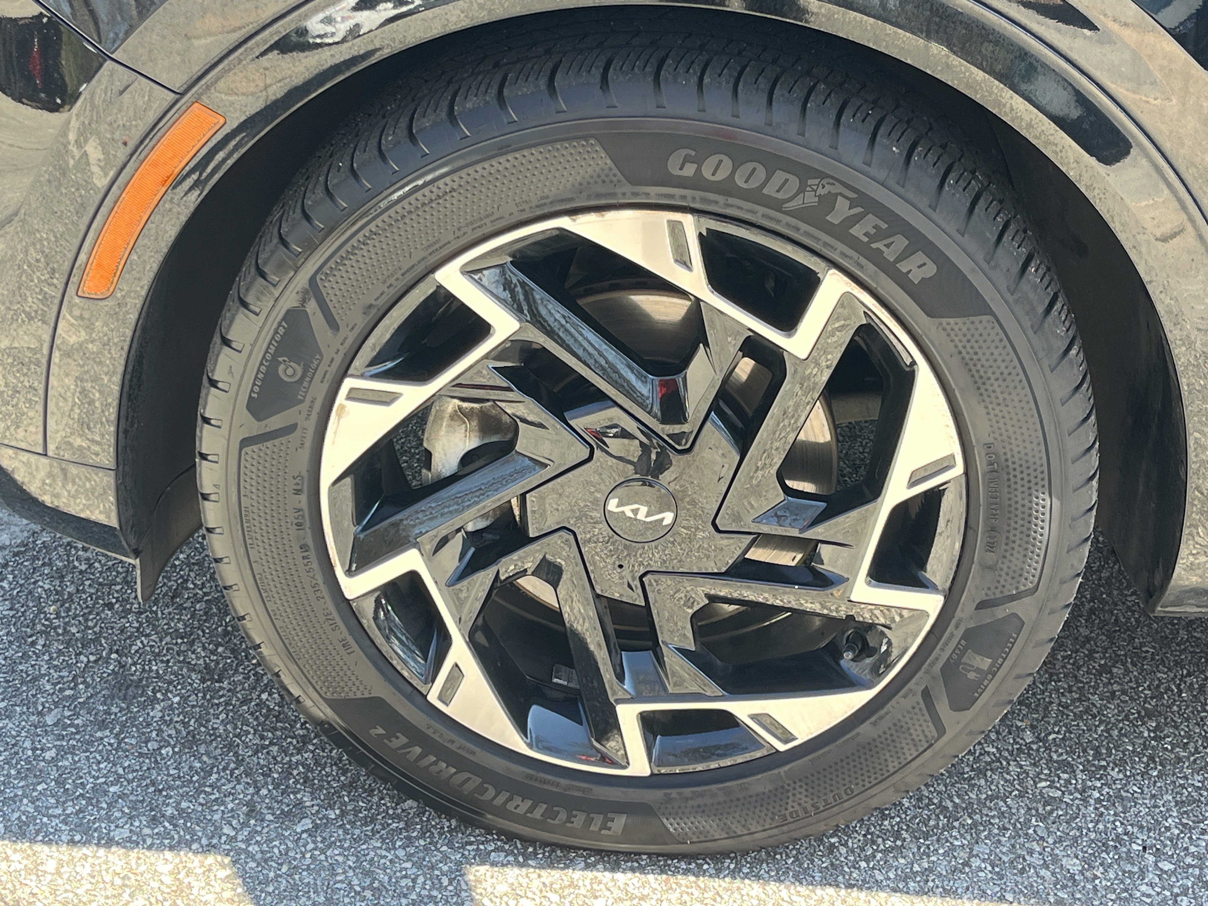 Used 2023 Kia Sportage SX image 31