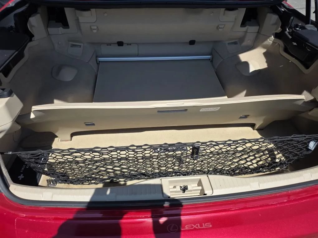 Used 2010 Lexus IS 350C RWD image 28