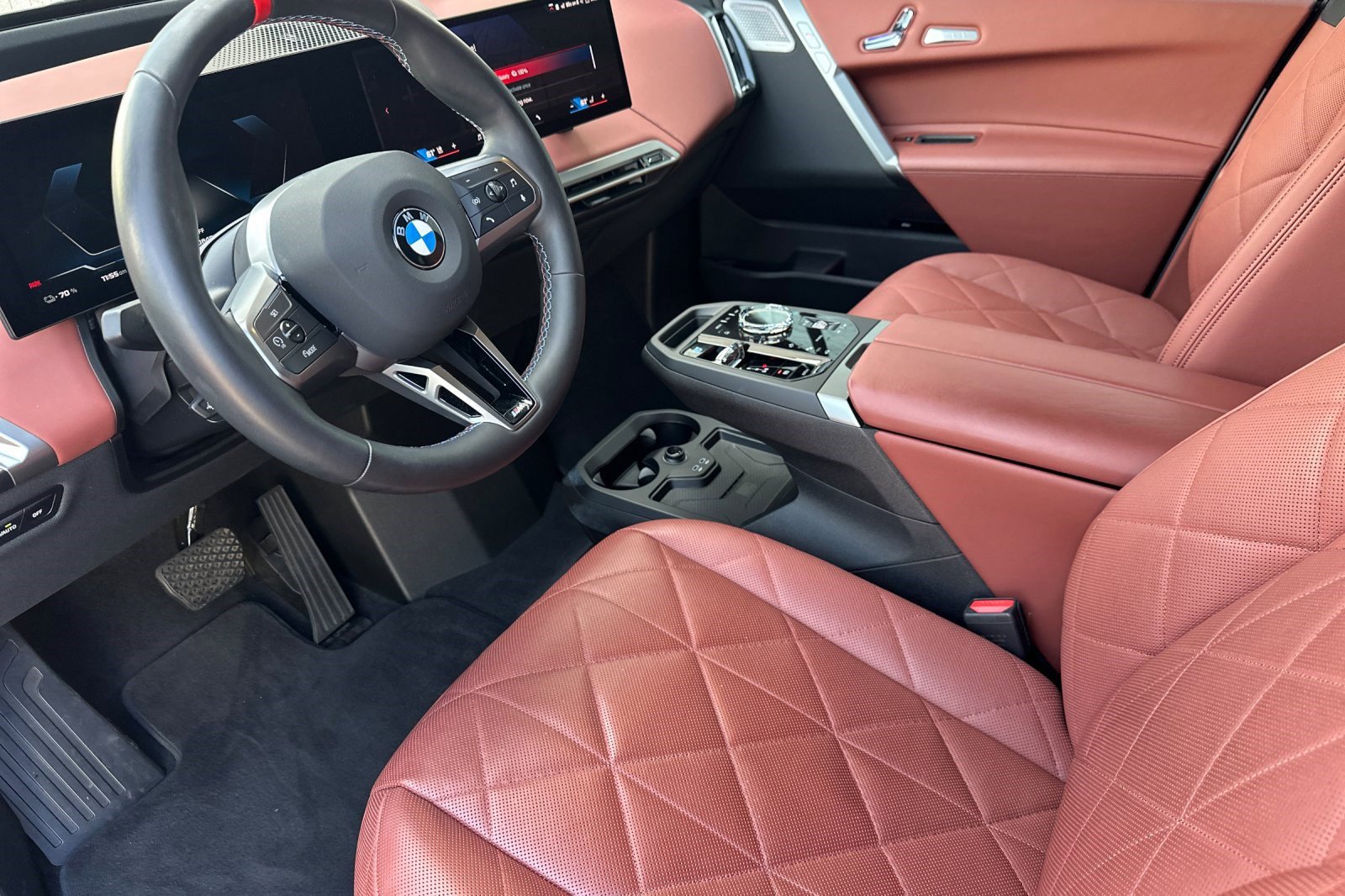 Used 2025 BMW iX M60 image 11