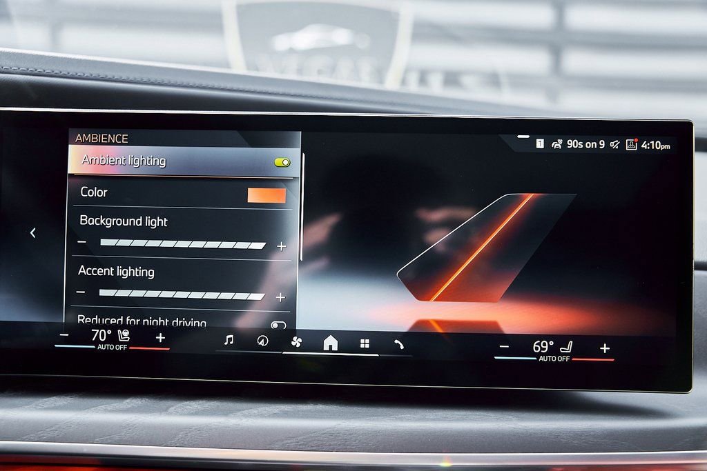 Used 2025 BMW 760i xDrive w/ Premium Package image 78