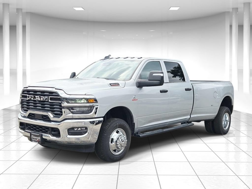 New 2026 RAM 3500 Tradesman AWD/4WD image 7