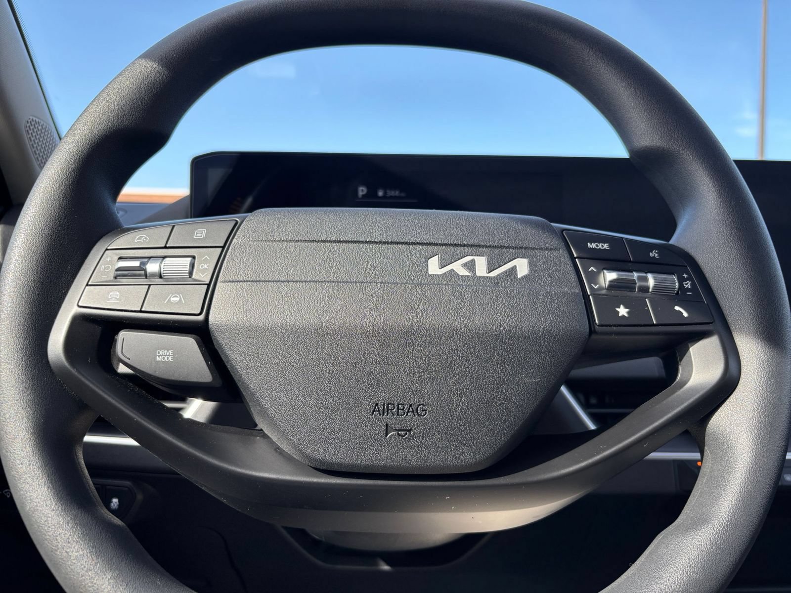 Used 2026 Kia K4 FWD image 25