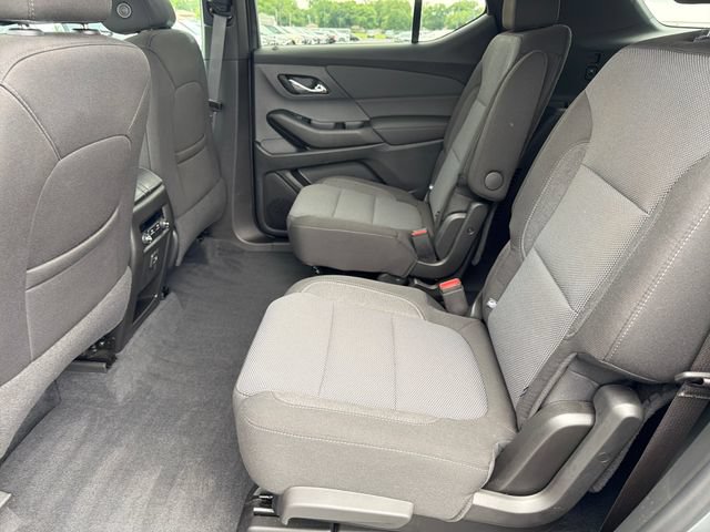 Certified 2023 Chevrolet Traverse LT FWD image 24