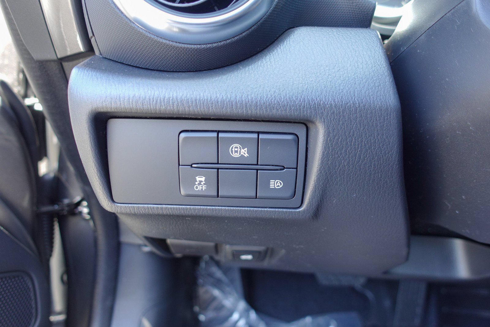 New 2026 MAZDA MX-5 Miata RF Grand Touring w/ Weather Package RWD image 13