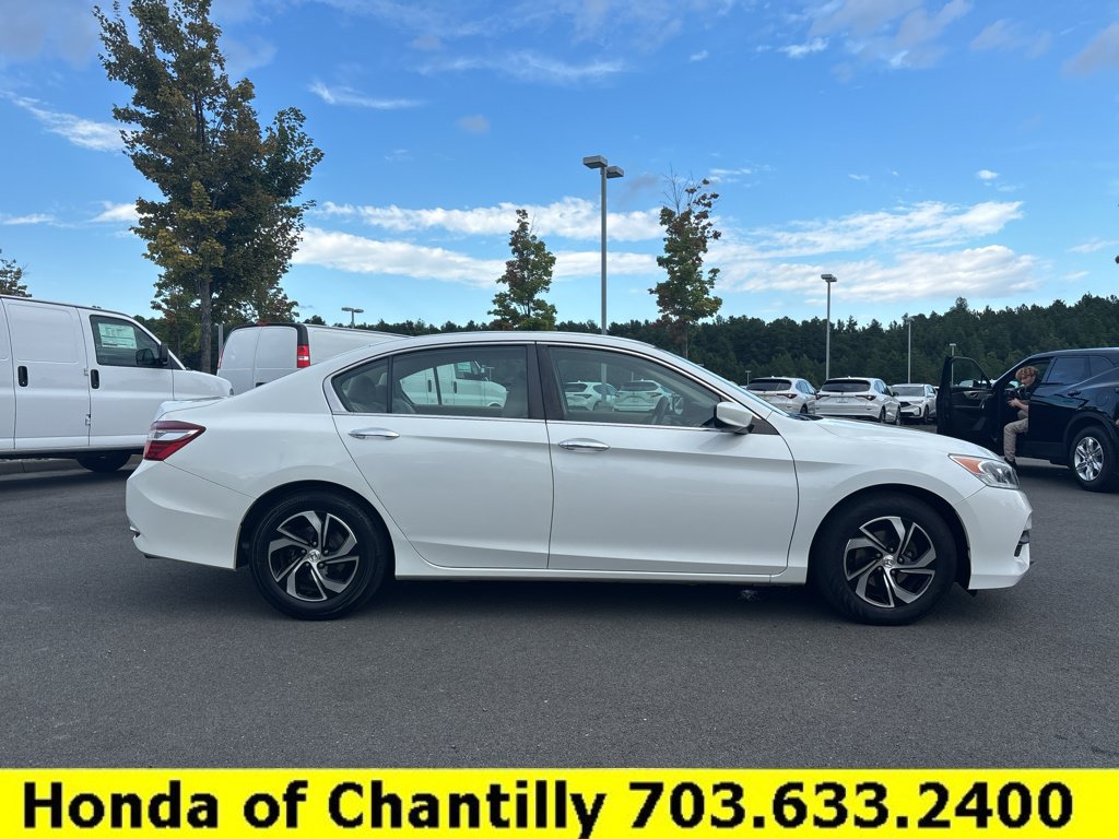 Used 2016 Honda Accord LX image 8