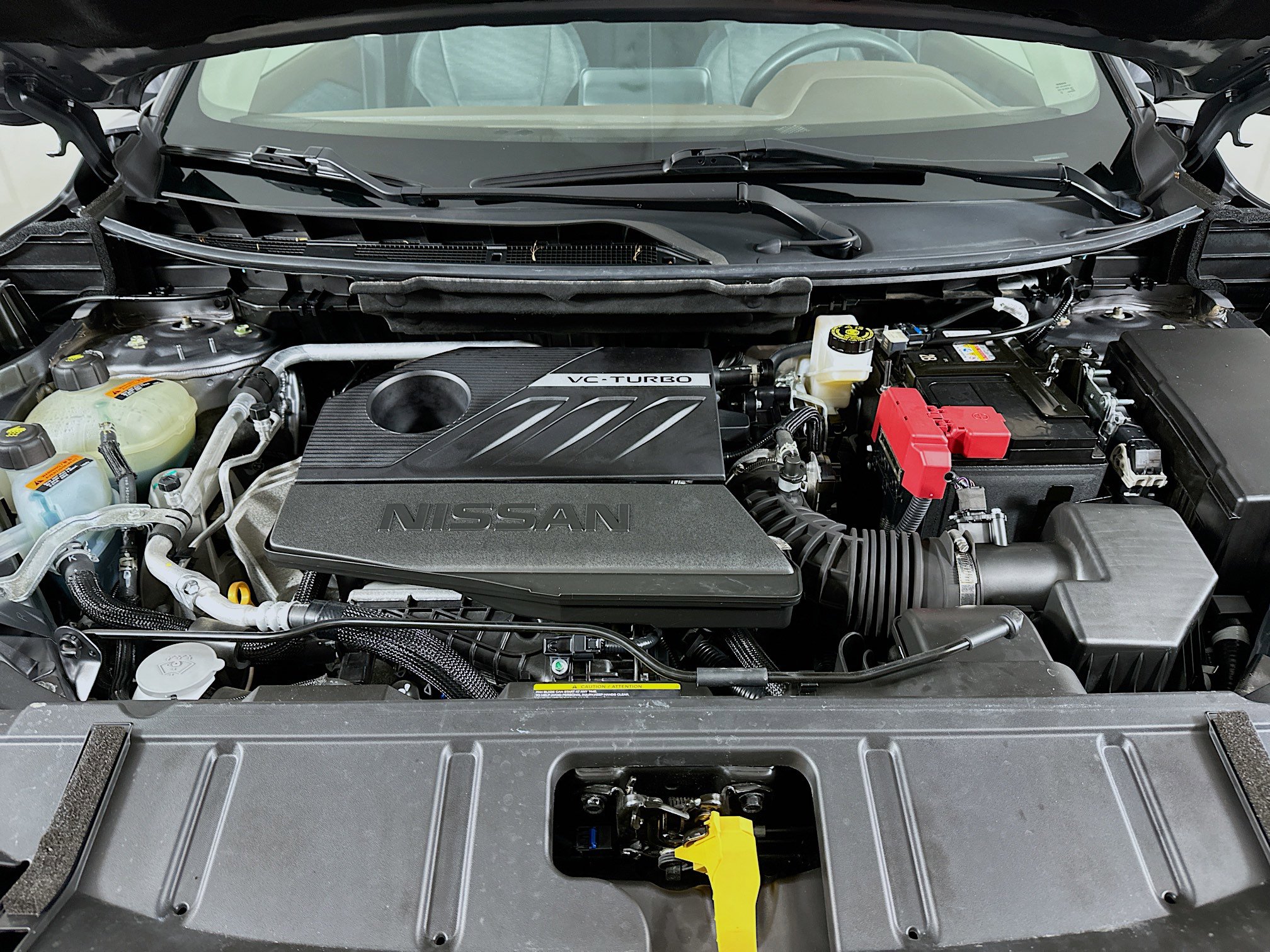 Used 2023 Nissan Rogue SV image 31