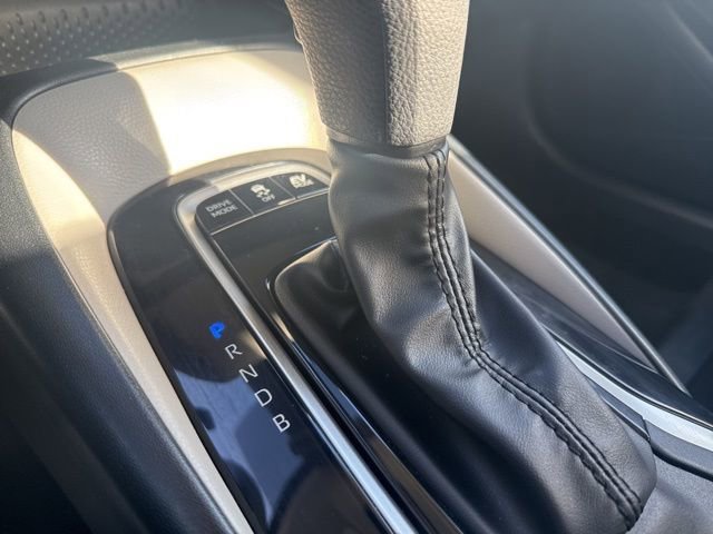 Used 2025 Toyota Corolla LE image 29