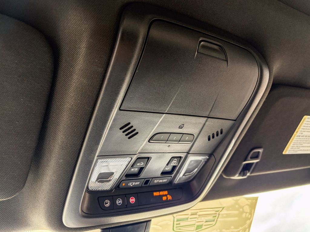 Used 2023 Cadillac XT6 Luxury FWD image 33