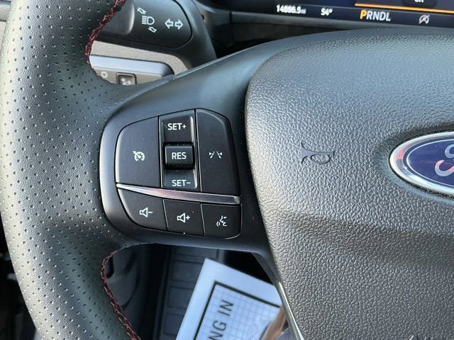 Used 2025 Ford Escape ST-Line image 26
