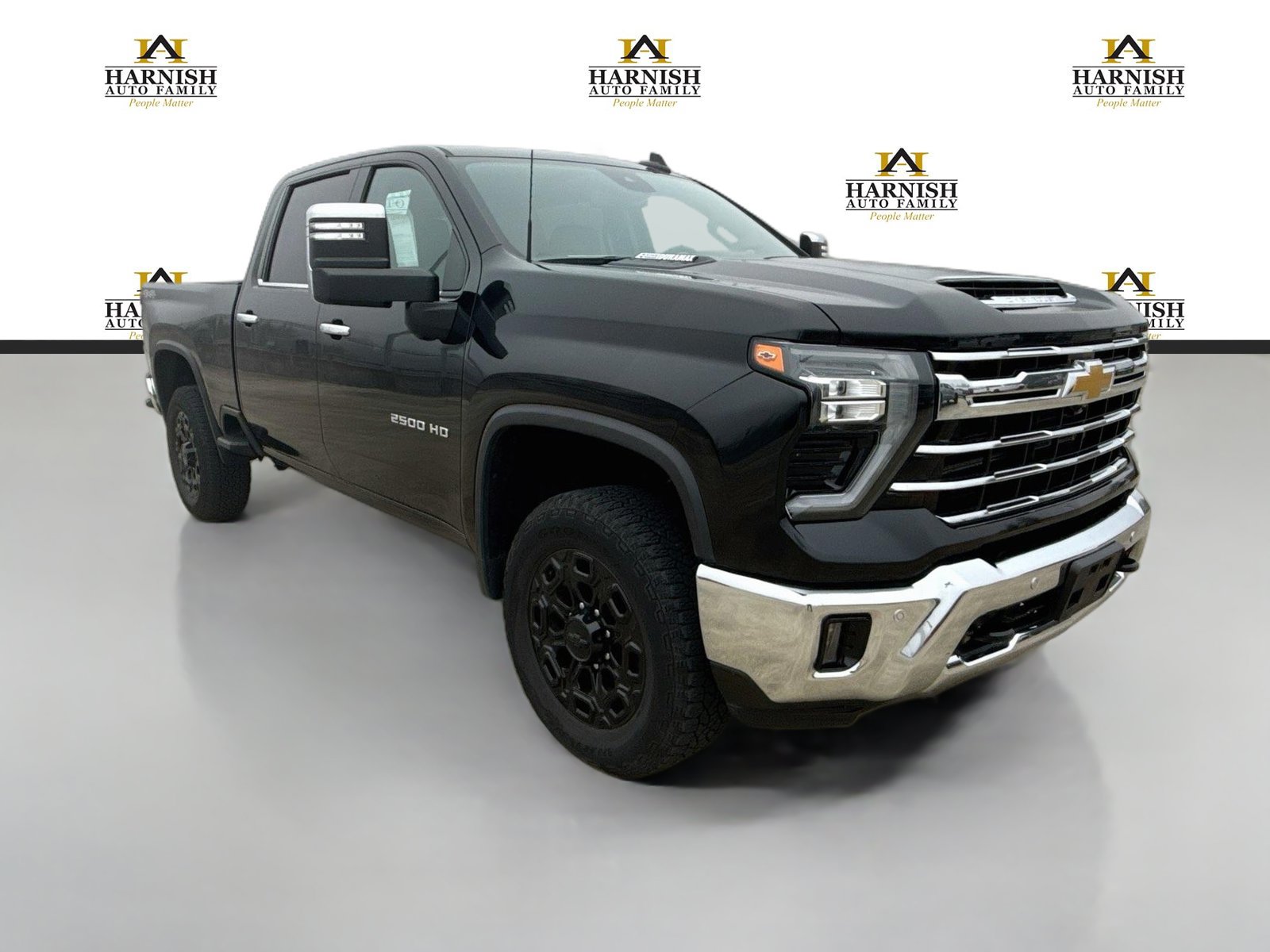 Used 2024 Chevrolet Silverado 2500 LTZ w/ LTZ Convenience Package AWD/4WD image 7
