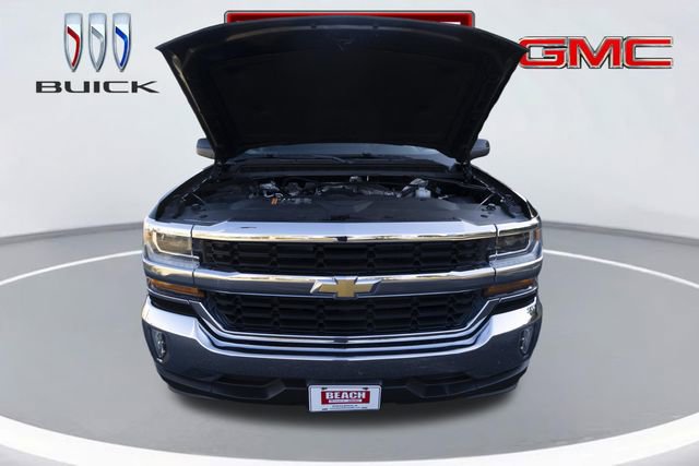 Used 2018 Chevrolet Silverado 1500 LT w/ All Star Edition image 9