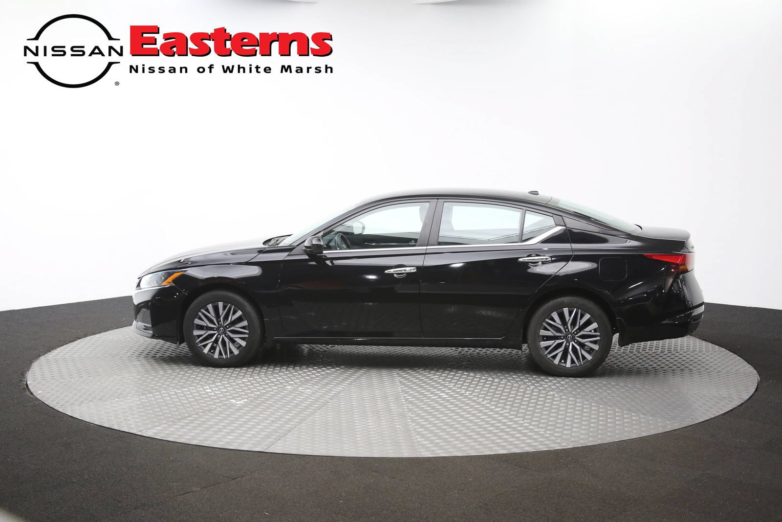 Used 2023 Nissan Altima 2.5 SV AWD/4WD image 59