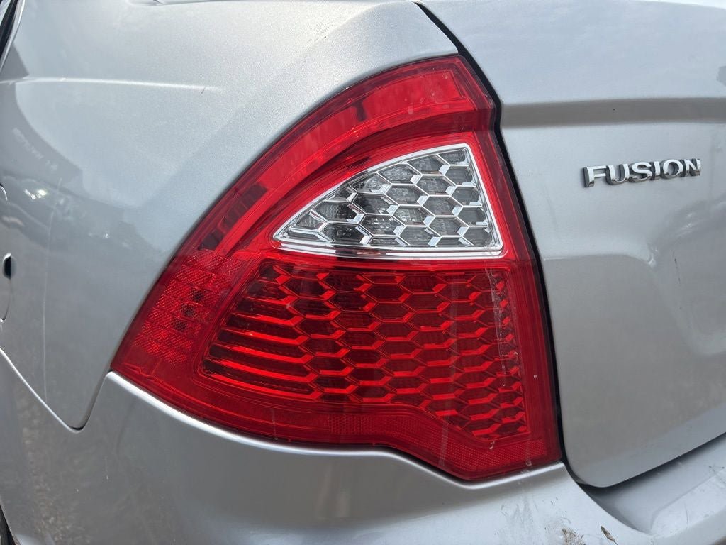 Used 2012 Ford Fusion SE FWD image 10