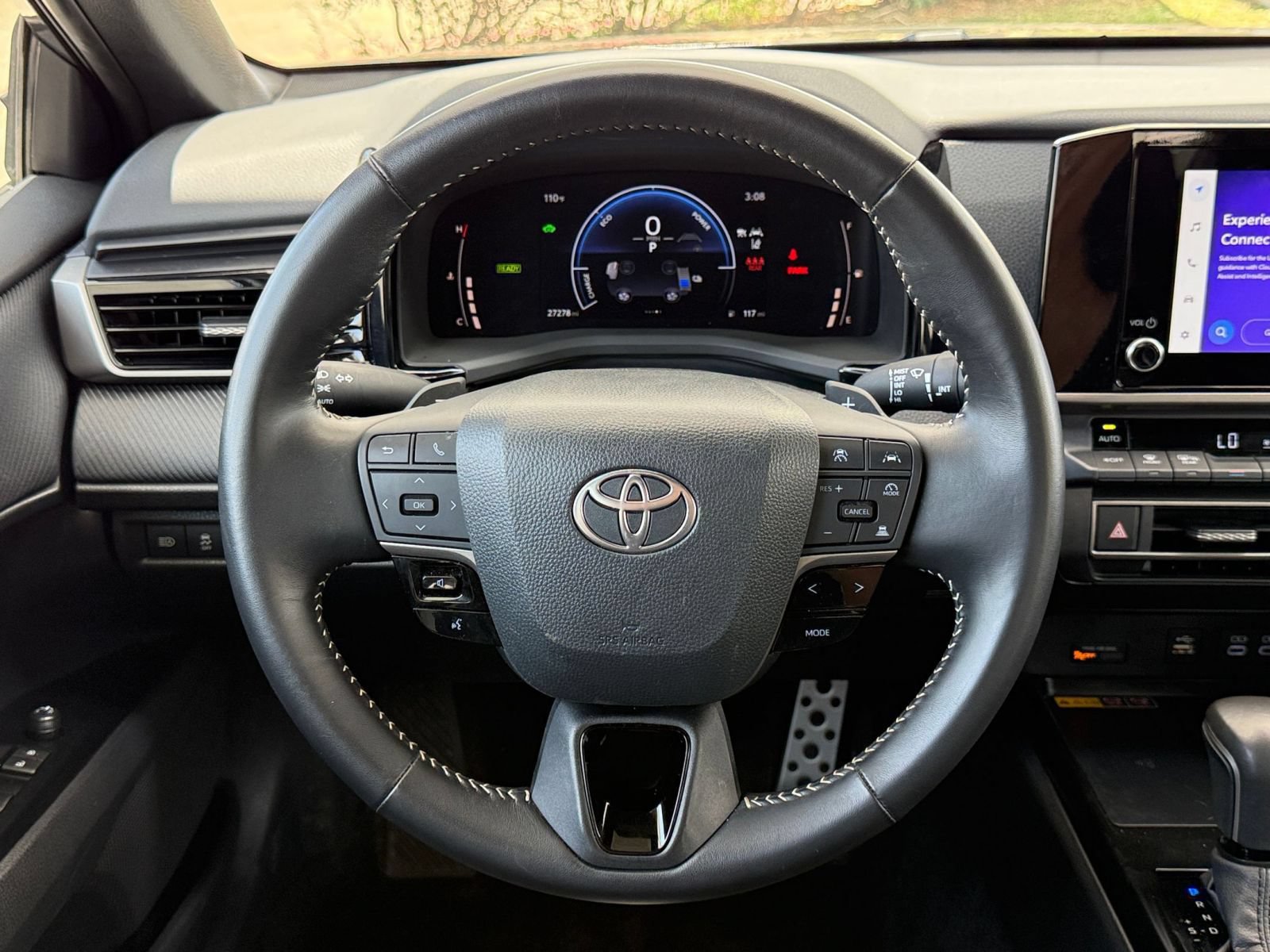 Used 2026 Toyota Camry SE FWD image 28