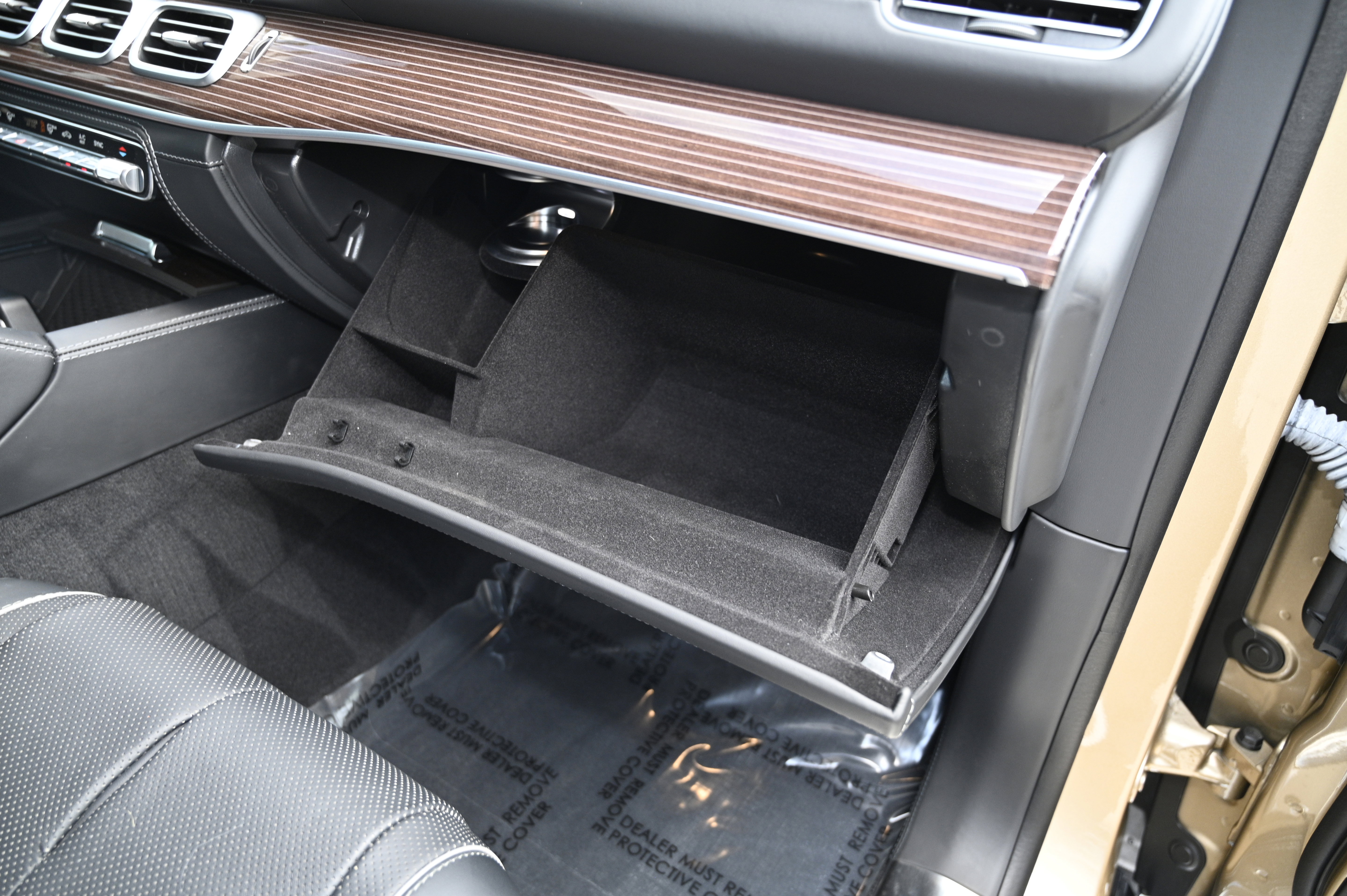 Used 2023 Mercedes-Benz Maybach GLS 600 4MATIC image 67