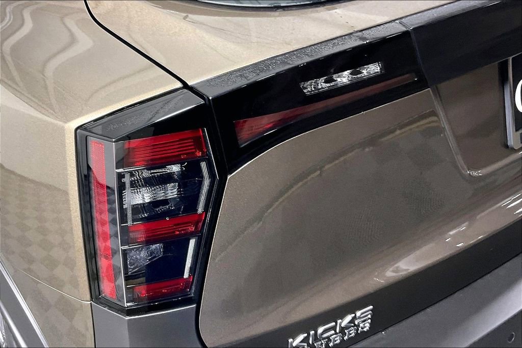 New 2026 Nissan Kicks S image 36