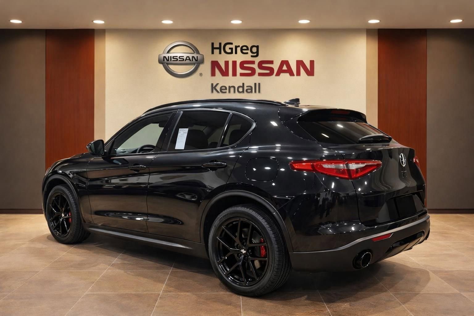 Used 2020 Alfa Romeo Stelvio Sport w/ Quick Order Package 22K Sport RWD image 2
