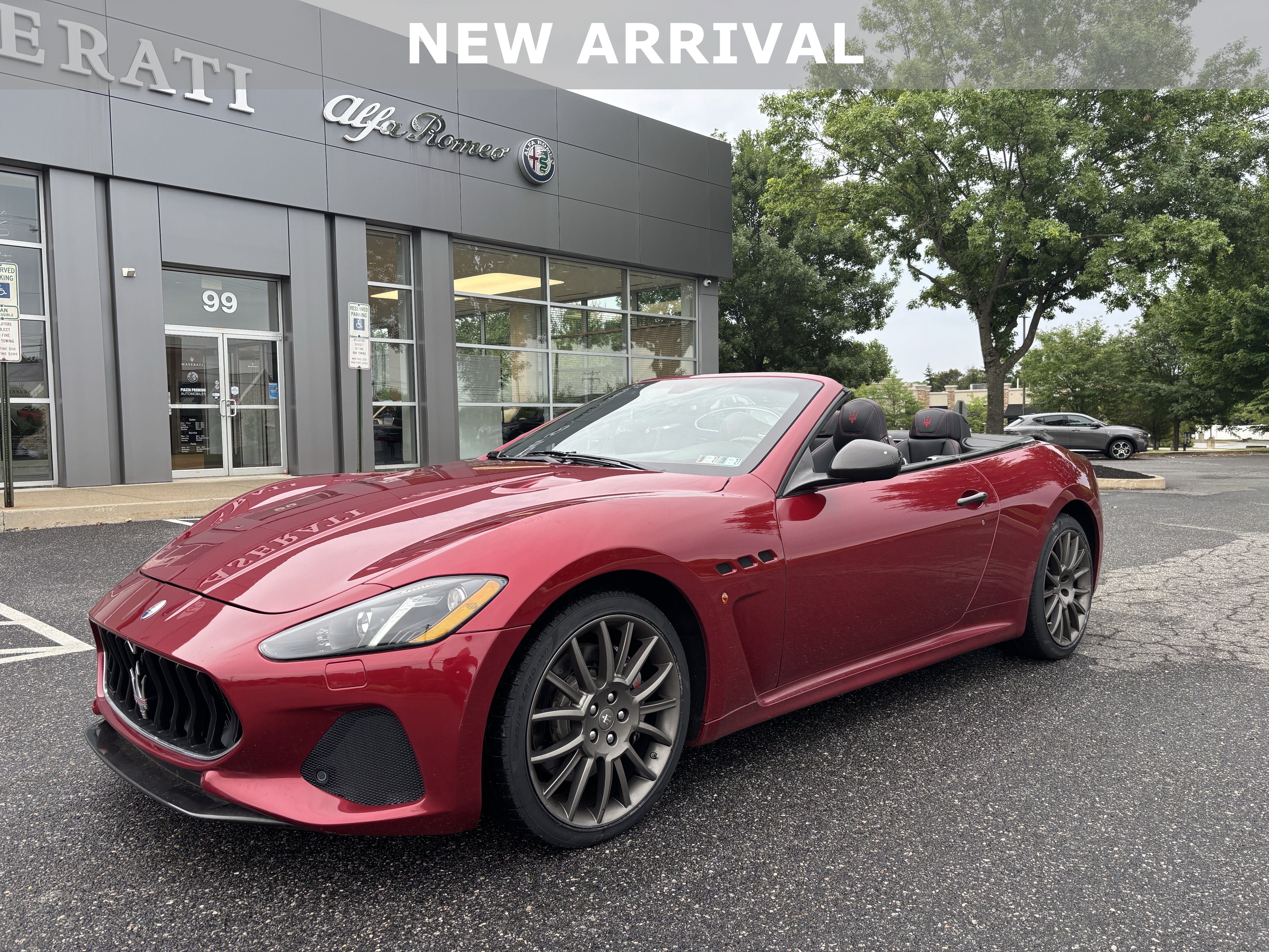 Used 2019 Maserati GranTurismo MC RWD image 1