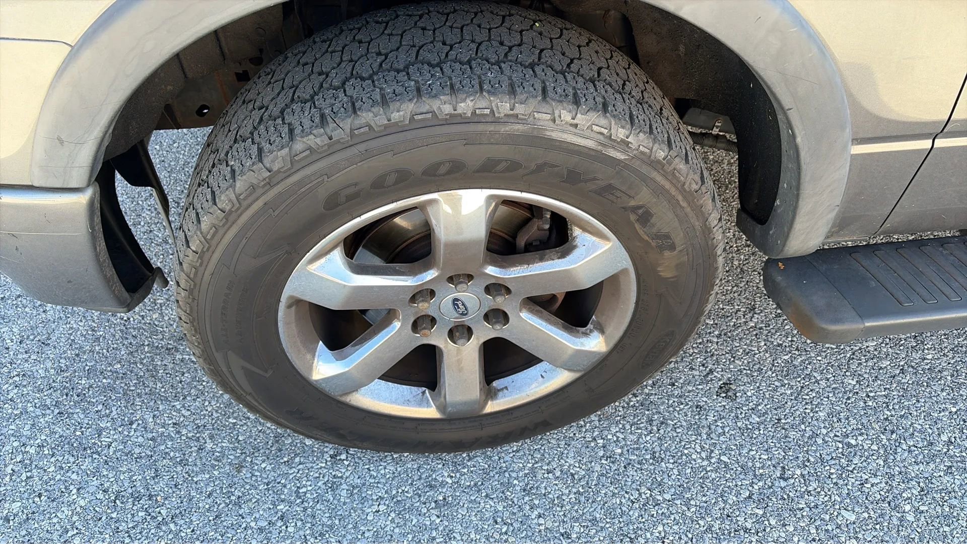 Used 2011 Ford F150 FX4 w/ FX Luxury Pkg image 19