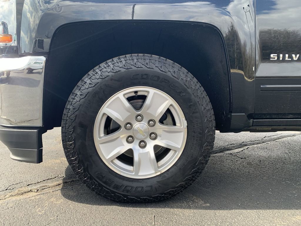 Used 2018 Chevrolet Silverado 1500 LT image 18