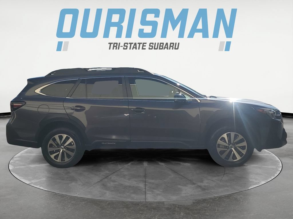 Certified 2025 Subaru Outback Premium AWD/4WD image 7