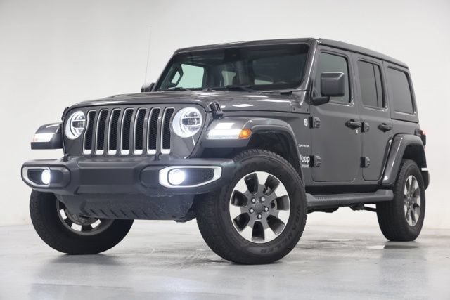 Used 2022 Jeep Wrangler Unlimited Sahara w/ LED Lighting Group AWD/4WD image 6