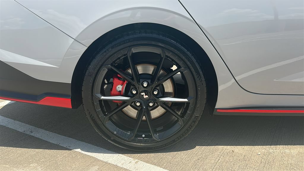 Certified 2026 Hyundai Elantra N FWD image 18