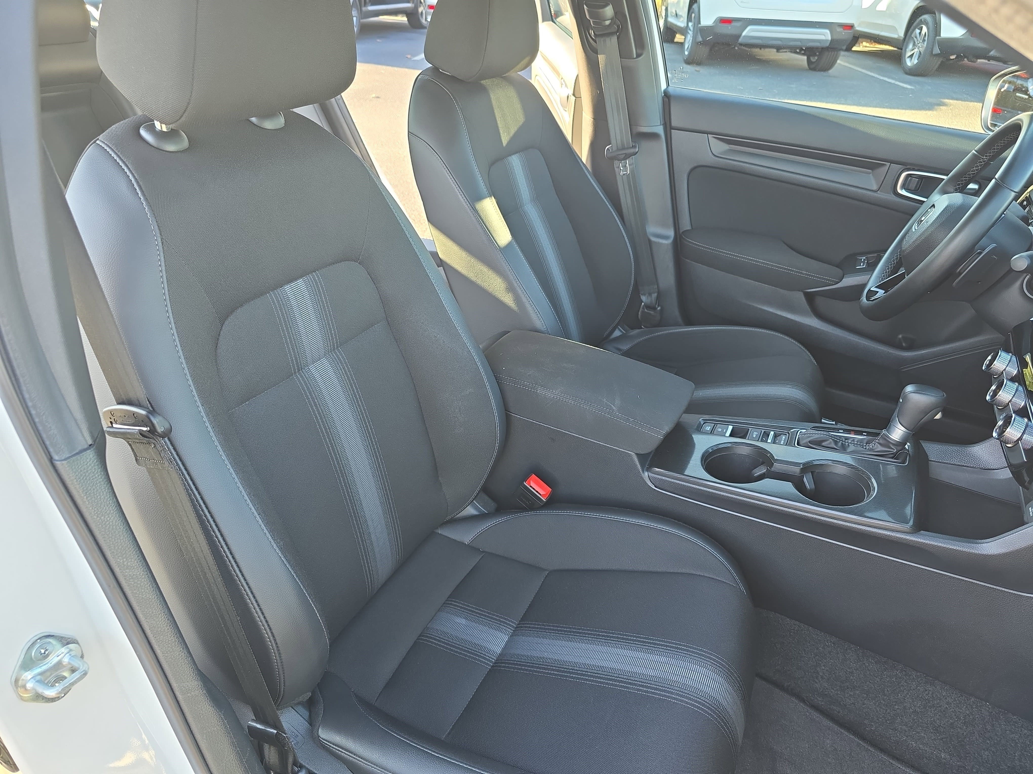 Used 2025 Honda Civic Sport image 10