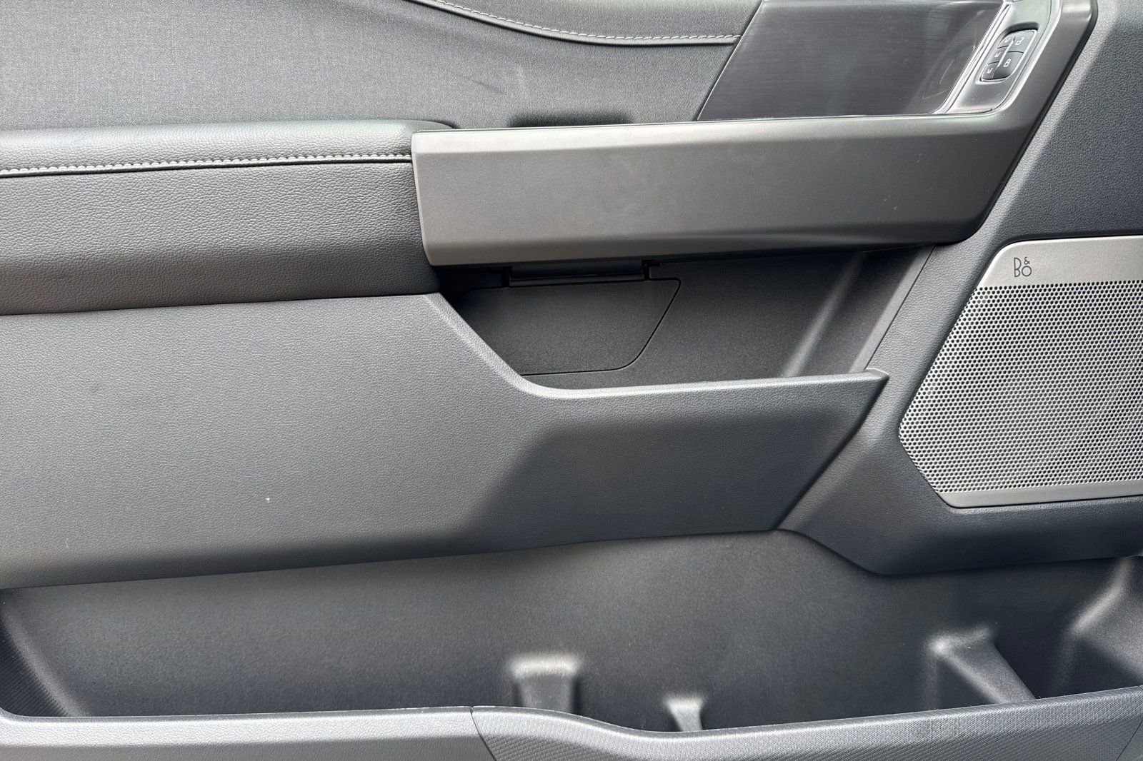 New 2025 Ford F150 Lariat w/ Equipment Group 501A Mid AWD/4WD image 10