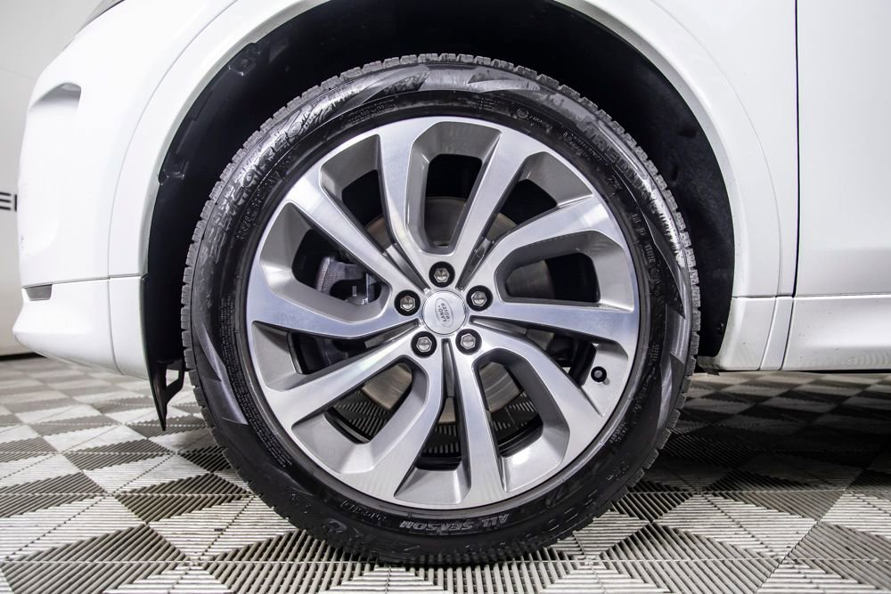 Used 2022 Land Rover Discovery Sport SE R-Dynamic image 41