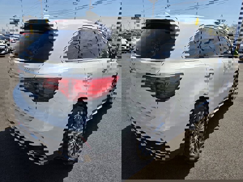 Used 2017 Acura MDX SH-AWD w/ Technology Package image 3