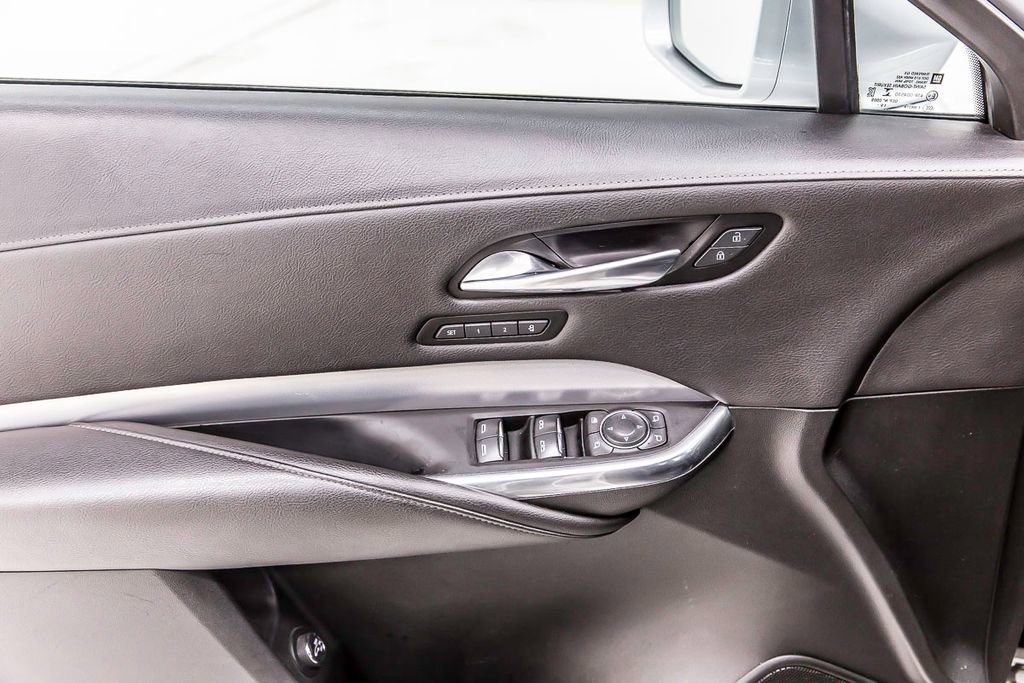 Used 2021 Cadillac XT4 Premium Luxury image 27