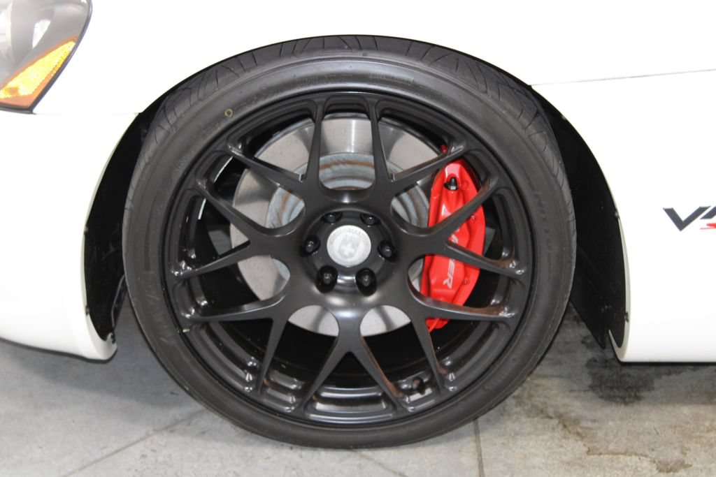 Used 2004 Dodge Viper SRT-10 RWD image 19
