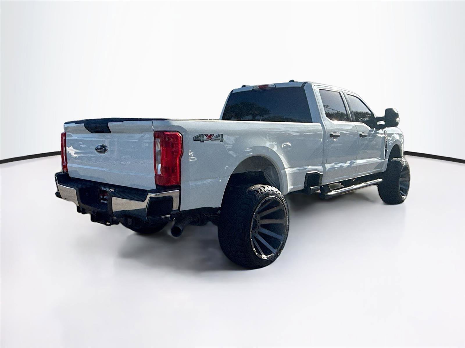 Used 2023 Ford F250 XLT AWD/4WD image 30