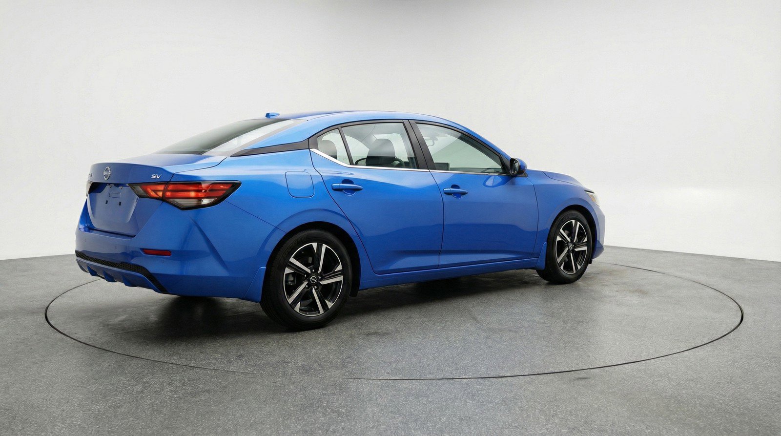 Used 2025 Nissan Sentra SV FWD image 9