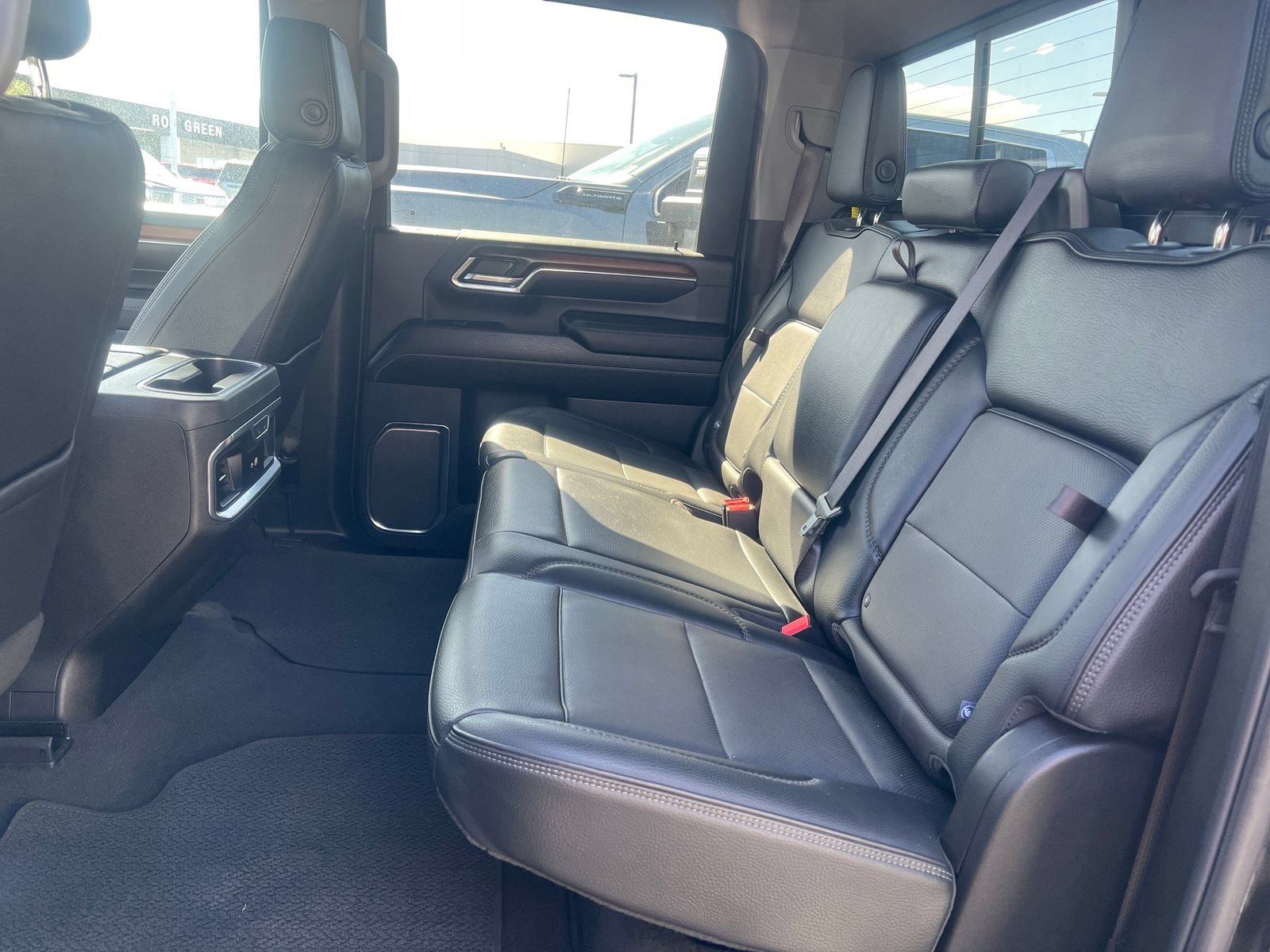Used 2024 GMC Sierra 3500 Denali w/ Denali Reserve Package AWD/4WD image 19