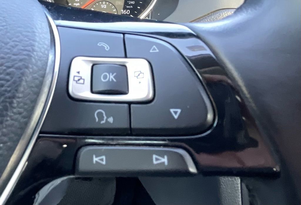 Used 2017 Volkswagen Jetta SE image 24