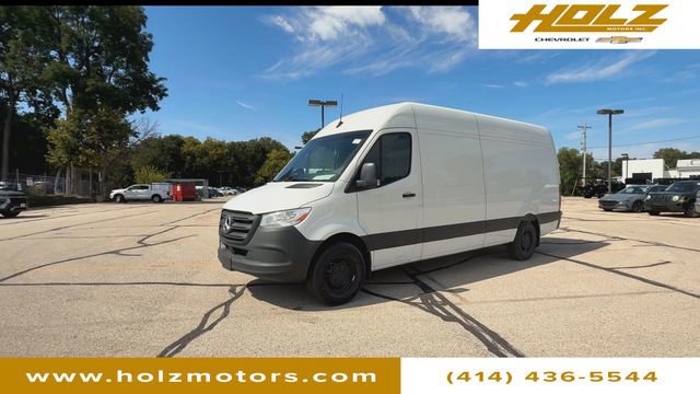 Used 2025 Mercedes-Benz Sprinter 2500 image 6